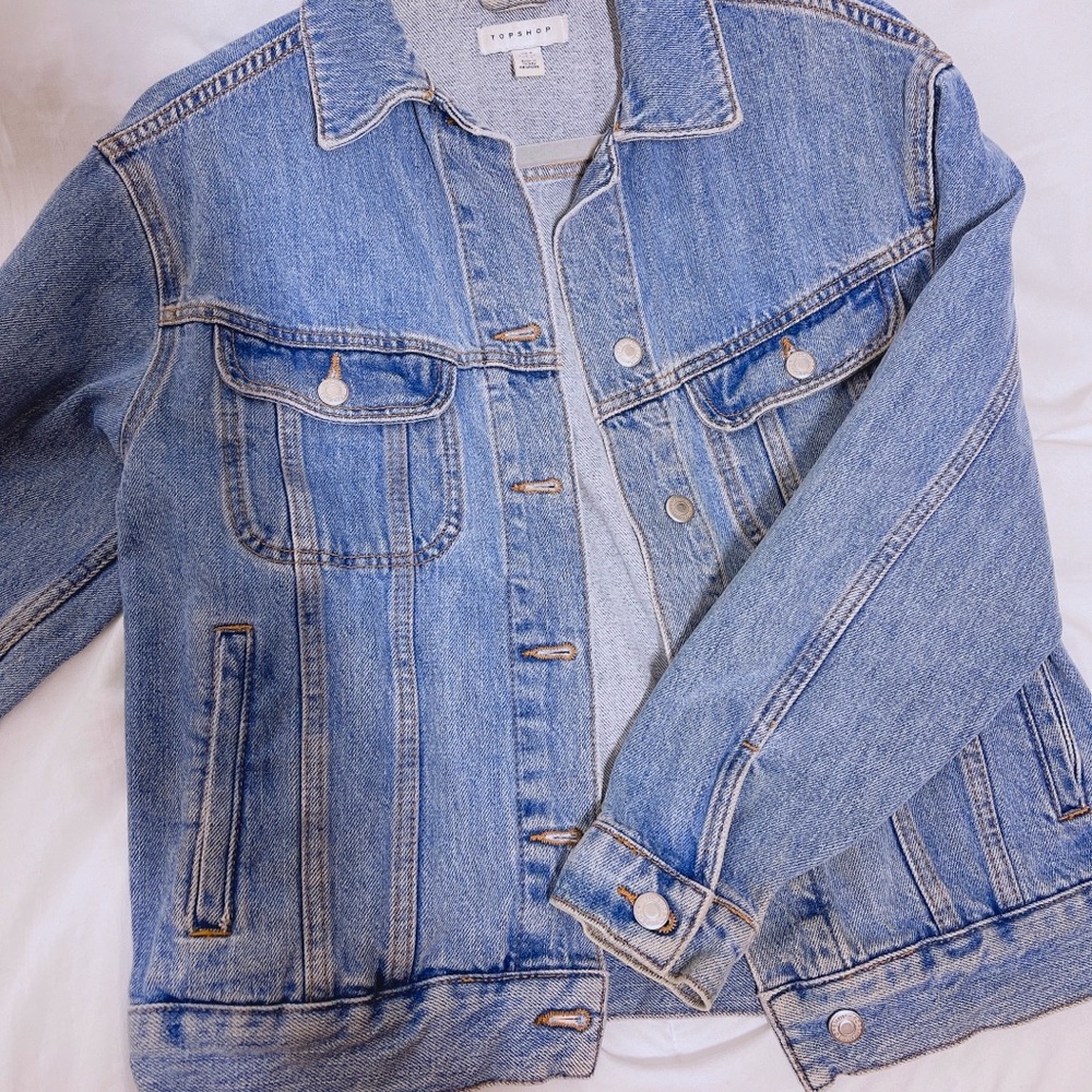 Topshop Size 0 Denim Jacket. Only wear a few times